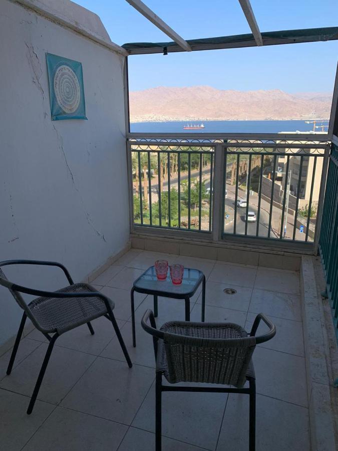 A Vue Apartment *